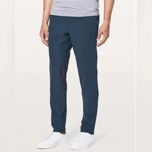 Lululemon ABC Slim *Warpstreme 34"
True Navy